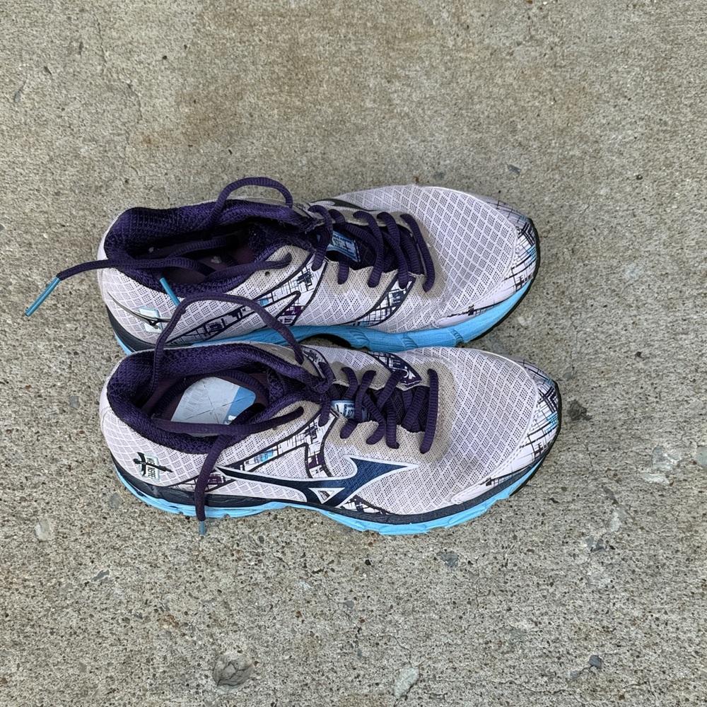 Mizuno Women's Athletic Shoes - Purple and Light Blue